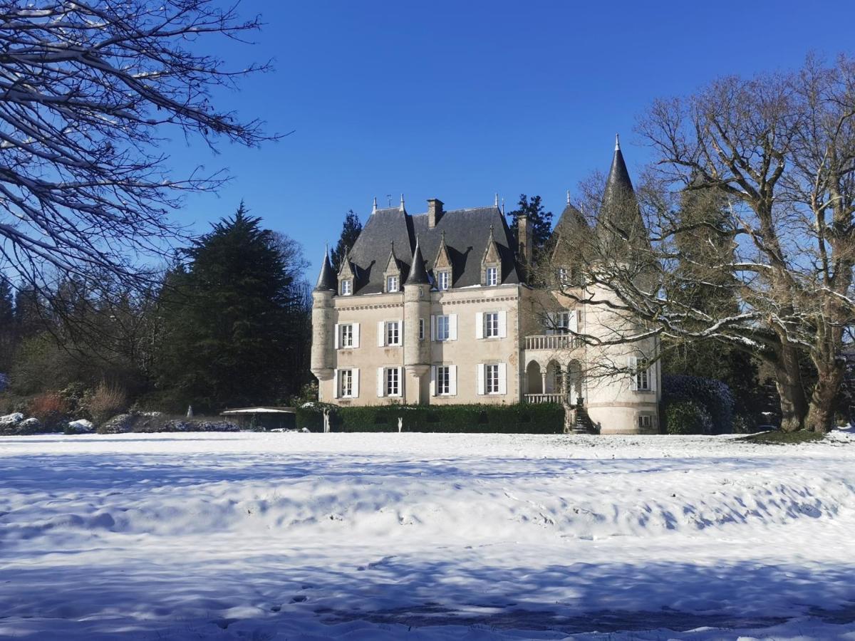 Hotel Chateau De Launay Guen Plémet Esterno foto