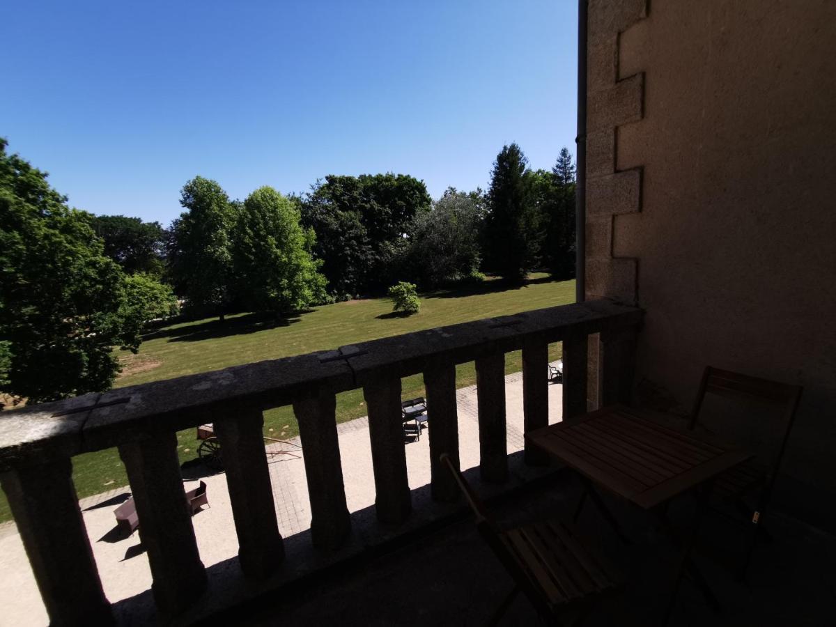 Hotel Chateau De Launay Guen Plémet Esterno foto
