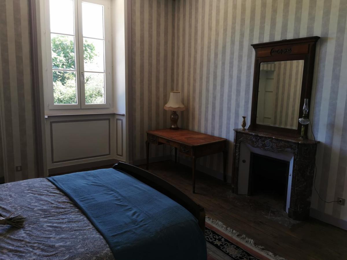 Hotel Chateau De Launay Guen Plémet Esterno foto