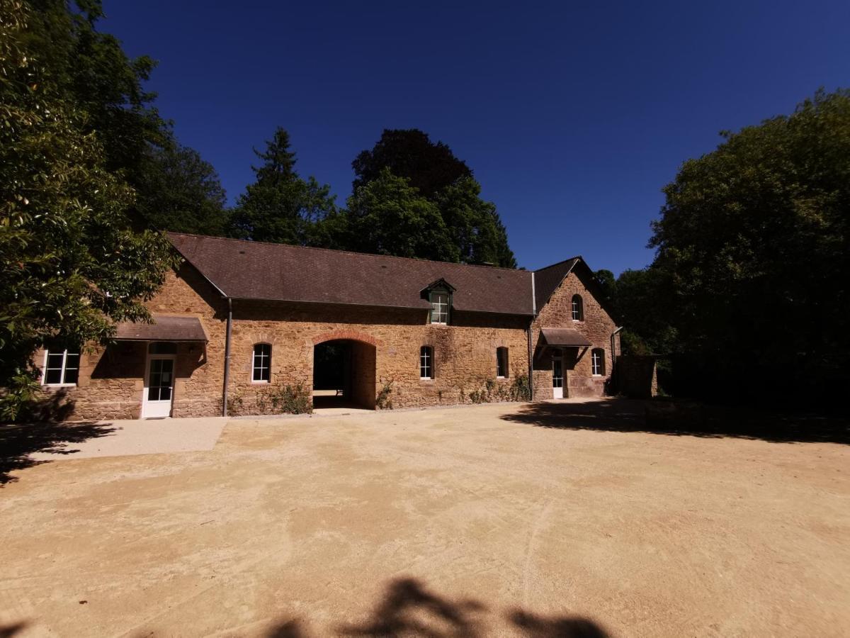 Hotel Chateau De Launay Guen Plémet Esterno foto