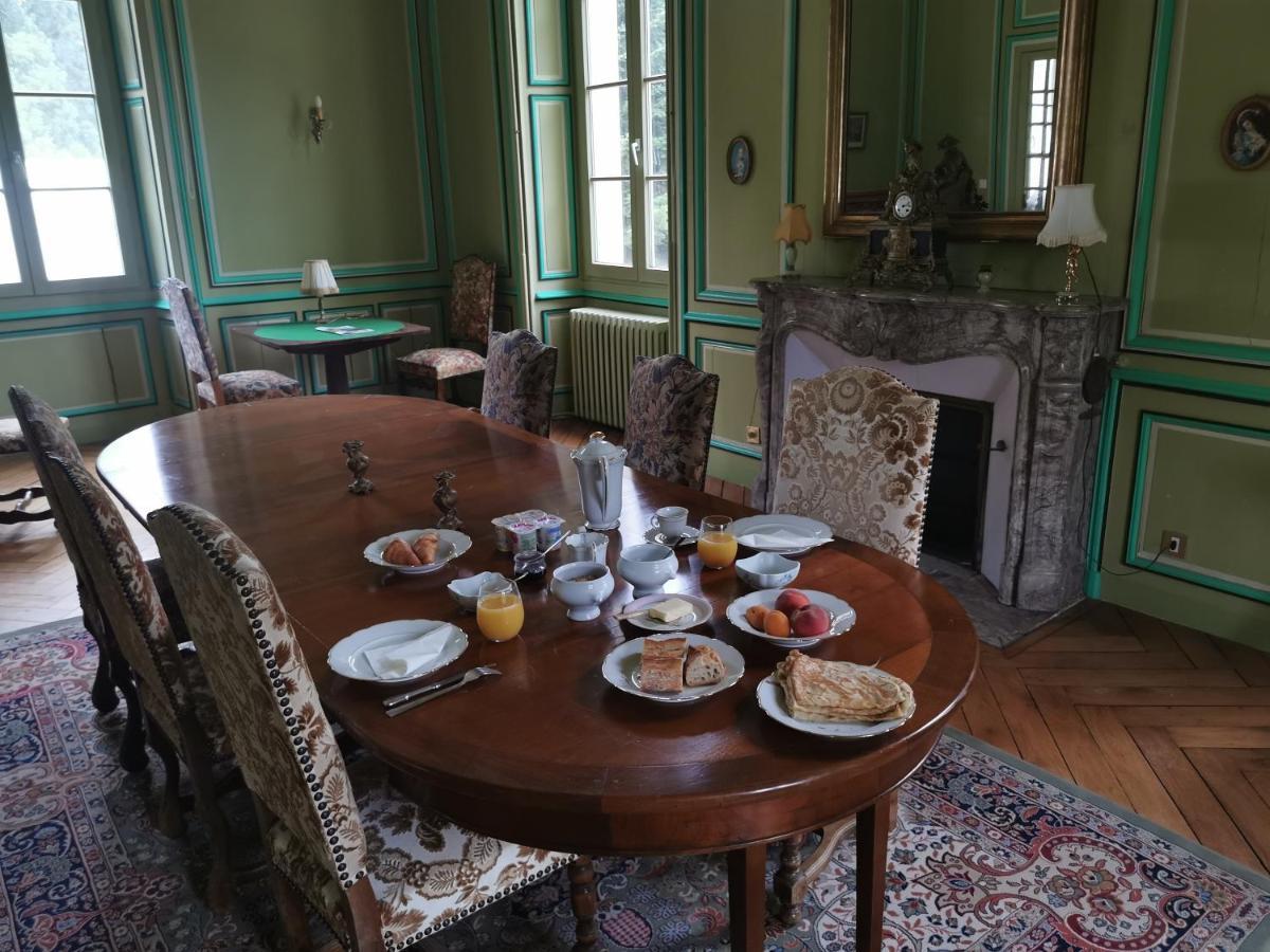Hotel Chateau De Launay Guen Plémet Esterno foto